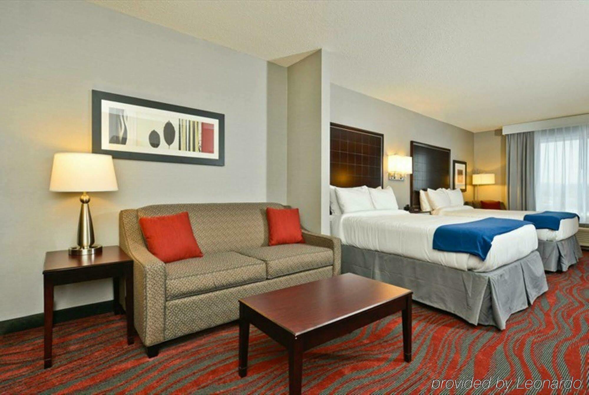 Holiday Inn Express Hotel & Suites Detroit-Utica, An Ihg Hotel Exterior foto